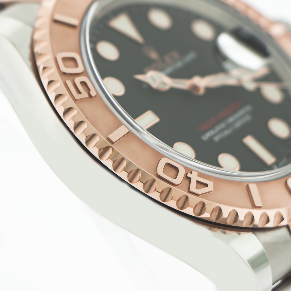 Black Dial Watch - Gold-337MM