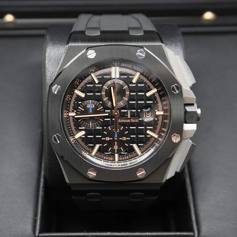 Black strap - Titanium black dial - Watch - 44mm