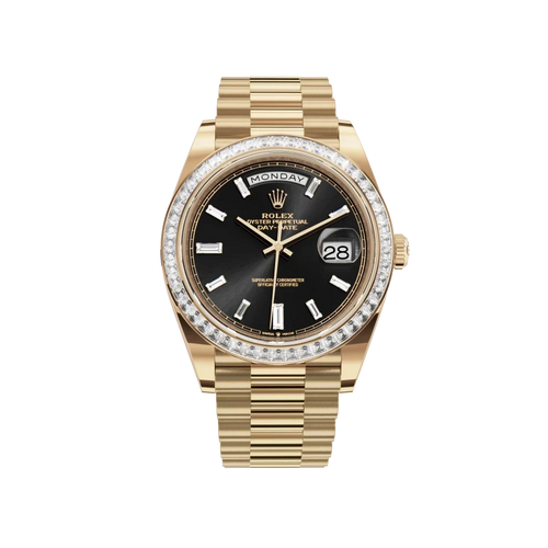 Black dial - Gold strap - 40 mm