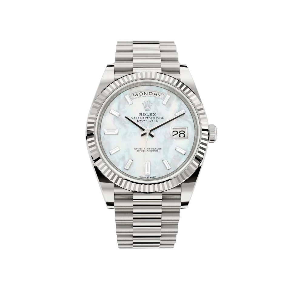White dial - Silver strap - 40mm
