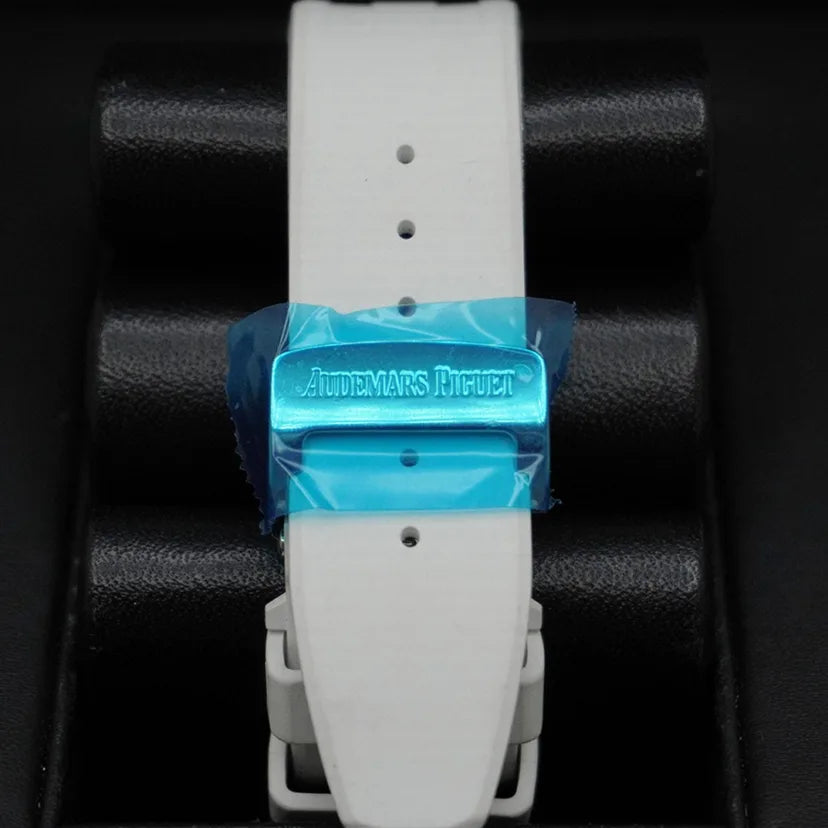 White strap - Titanium white dial - Watch - 37 mm