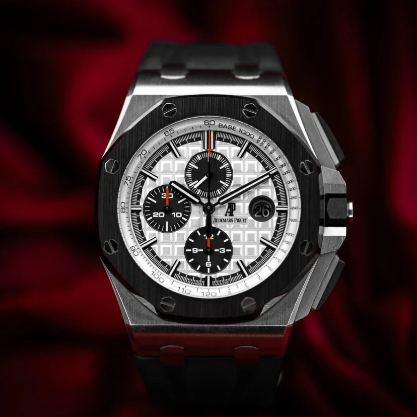Black strap - Titanium white dial - Watch - 44mm