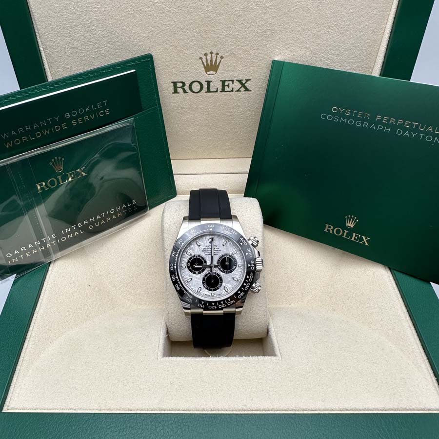Silver Grey Dial - Black Strap - 40MM