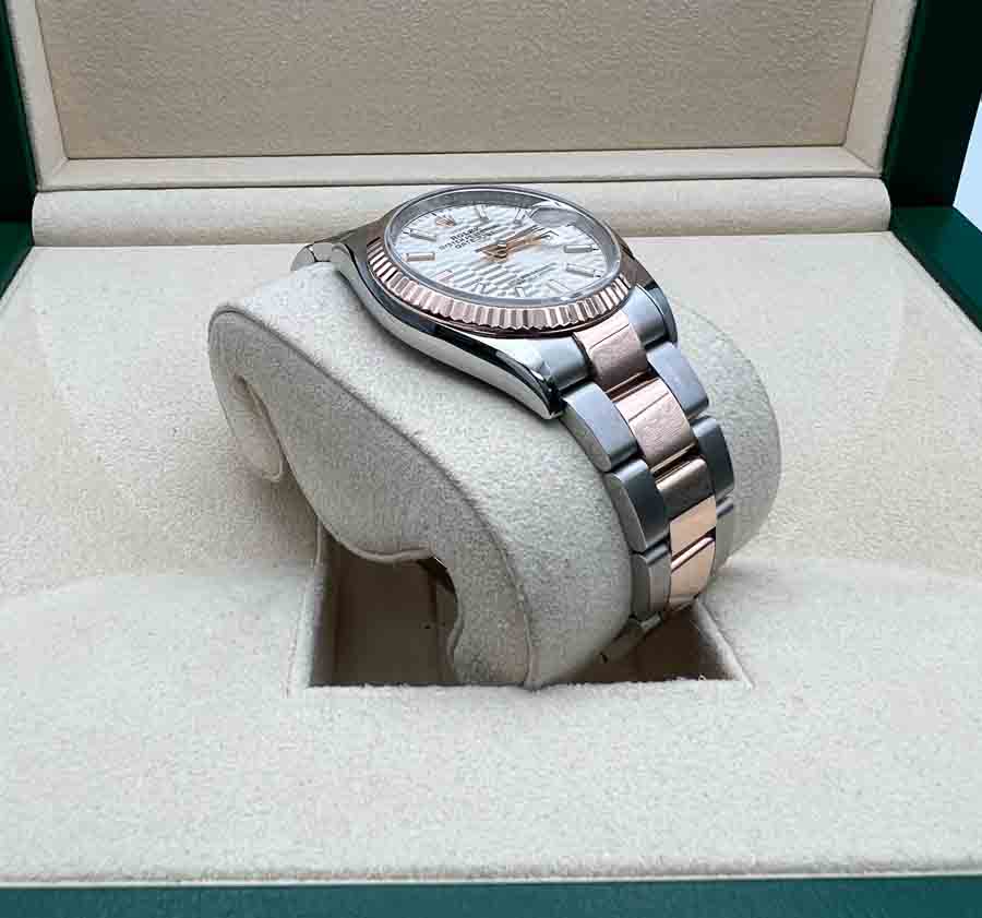 Silver dial watch - gold - 41MM