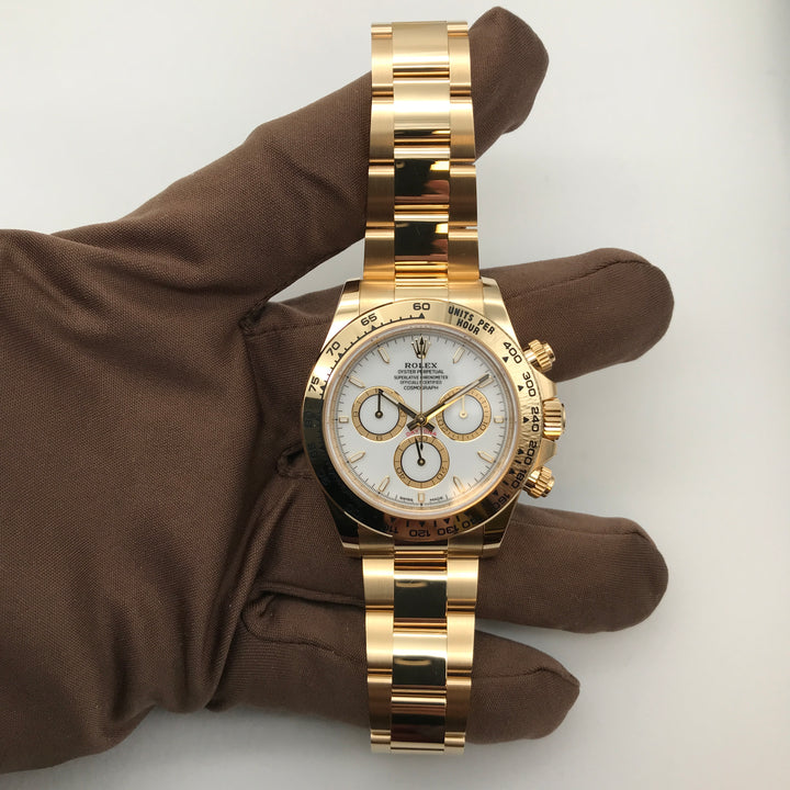White dial - Gold strap - 40MM