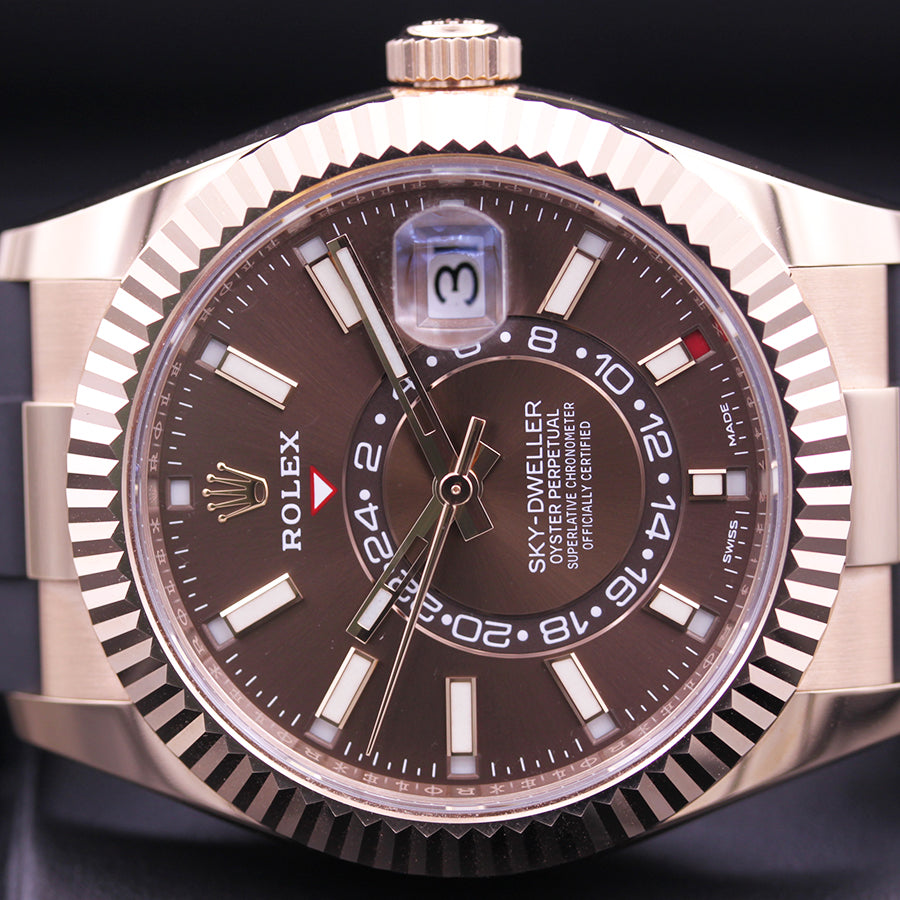Chocolate Dial Watch - Black-42MM