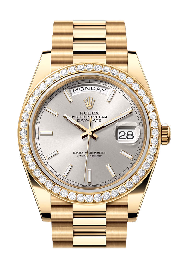 Silver dial - Gold strap - 40mm