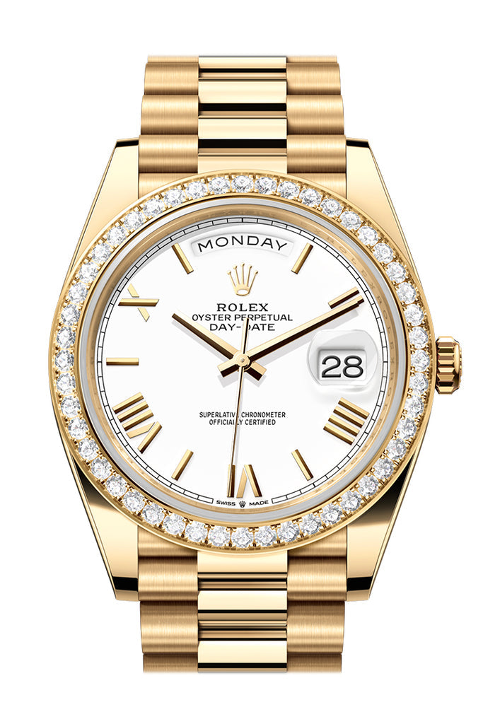 White dial - Gold strap - 40 mm