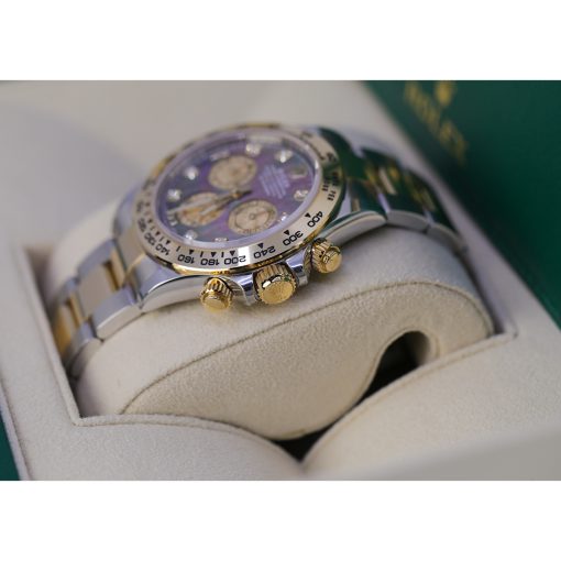 Black dial - Gold strap - 40MM