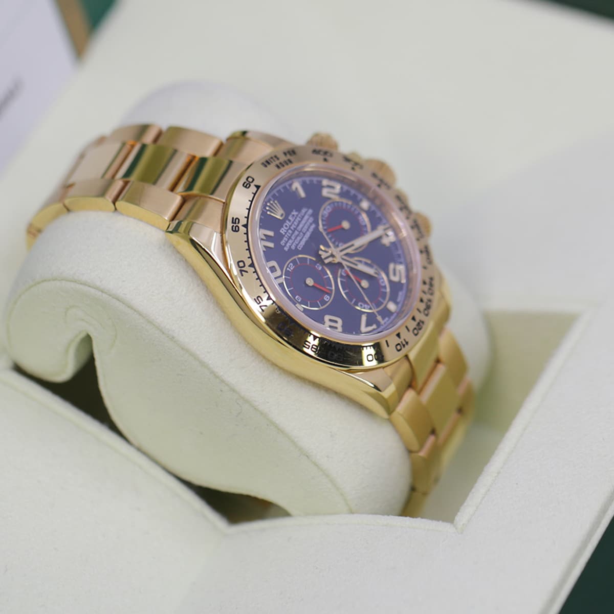 Blue dial - Gold strap - 40mm
