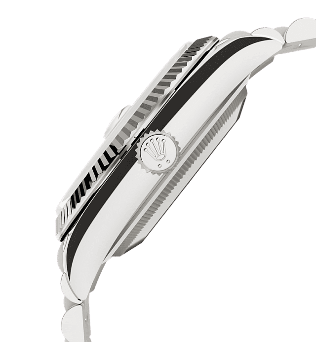 White dial - Silver strap - 36 mm