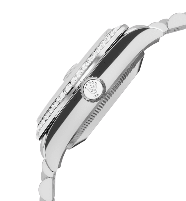Aubergine dial watch -Silver bracelet -31mm