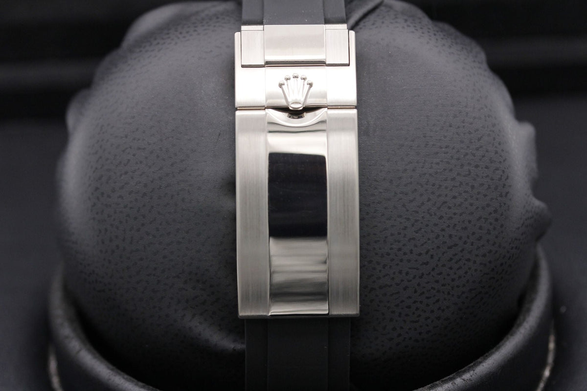 Black Dial Watch - Black-42MM