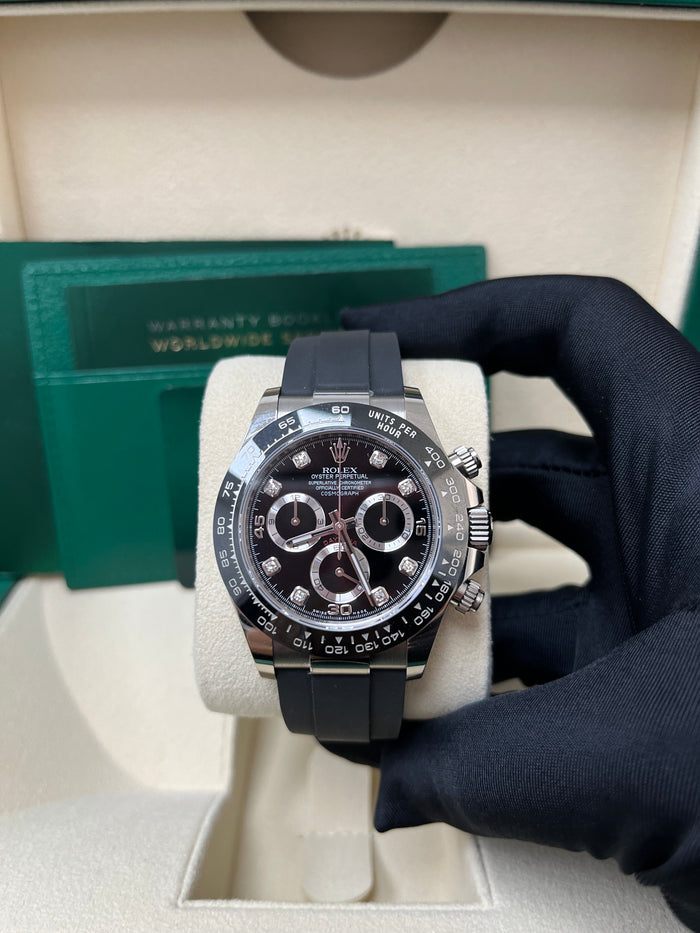 Black dial - Black strap - 40MM