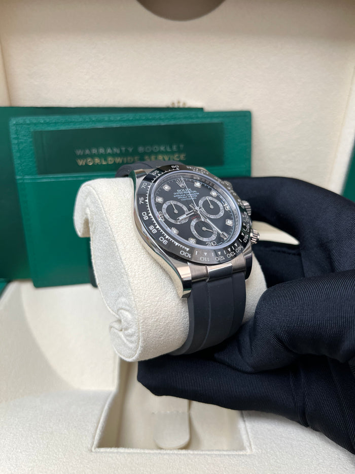 Black dial - Black strap - 40MM