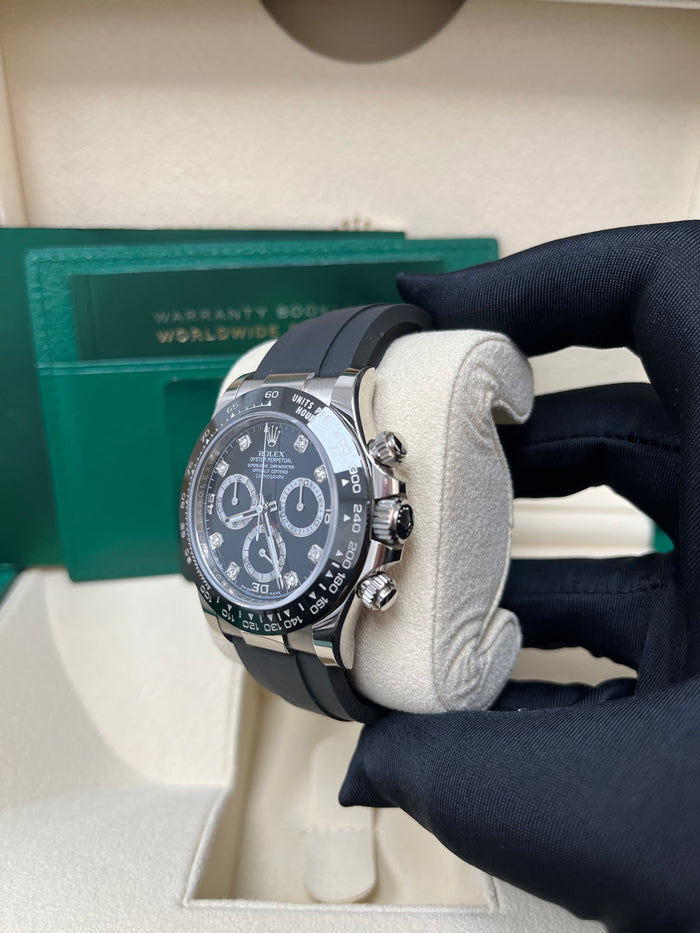 Black dial - Black strap - 40MM