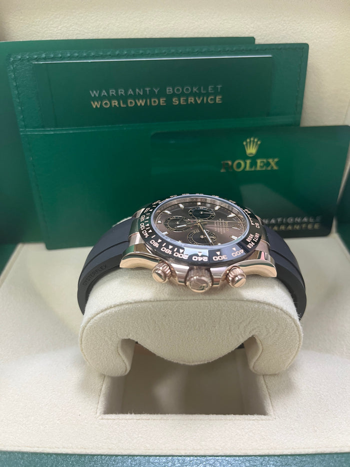 Brown dial - Black strap - 40MM