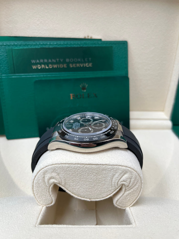 Black dial - Black strap - 40MM