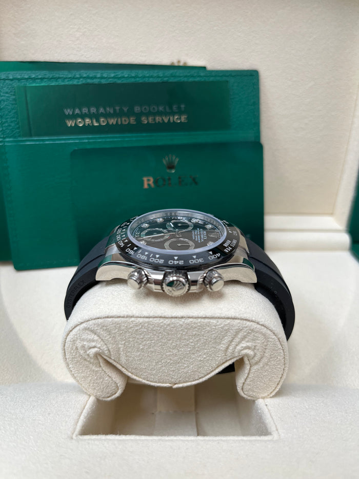 Black dial - Black strap - 40MM