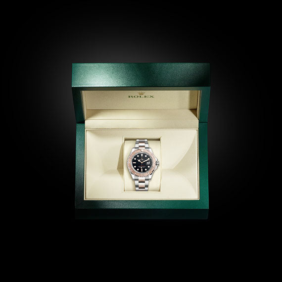 Black Dial Watch - Gold-40MM