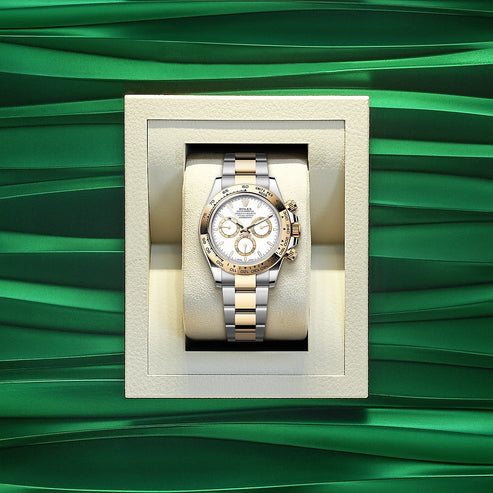 White dial - Gold strap - 40MM