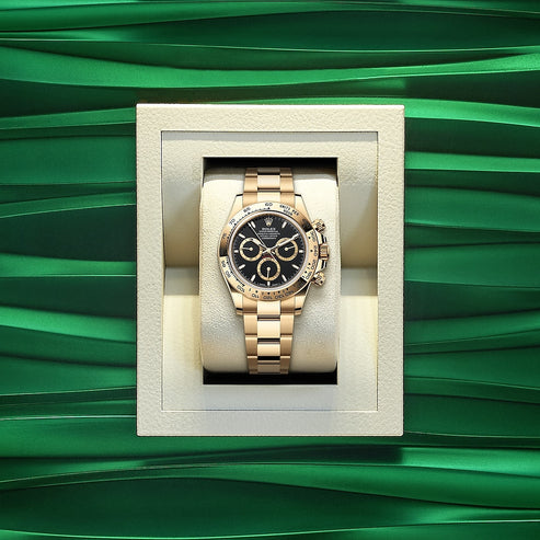 Black dial - Gold strap - 40MM