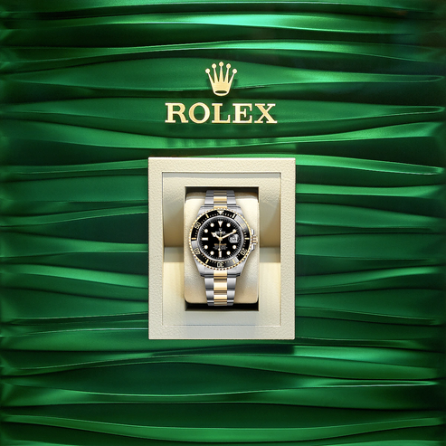 Black dial watch-gold-43MM