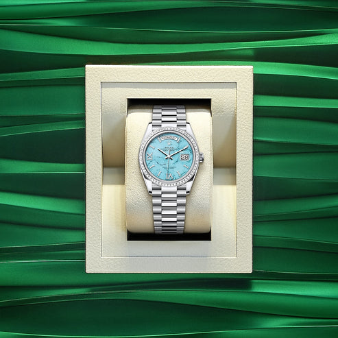 Blue dial - Silver strap - 36mm