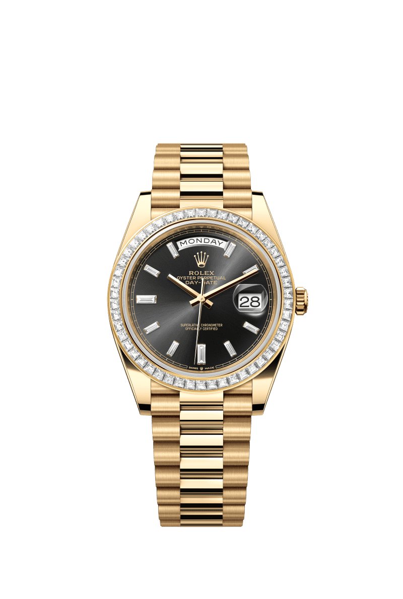 Black dial - Gold strap - 40 mm