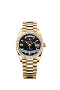 Black dial - Gold strap - 40mm