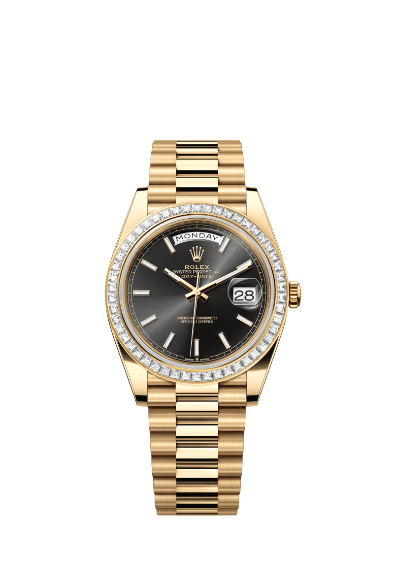 Black dial - Gold strap - 40mm
