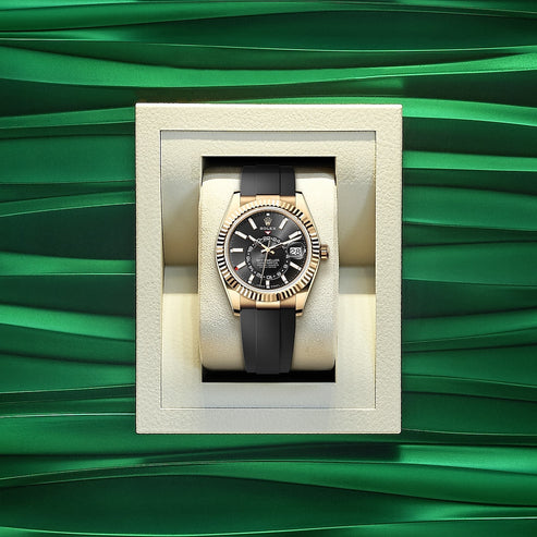 Bright Black Dial Watch - Black-42MM