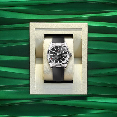 Bright Black Dial Watch - Black-42MM
