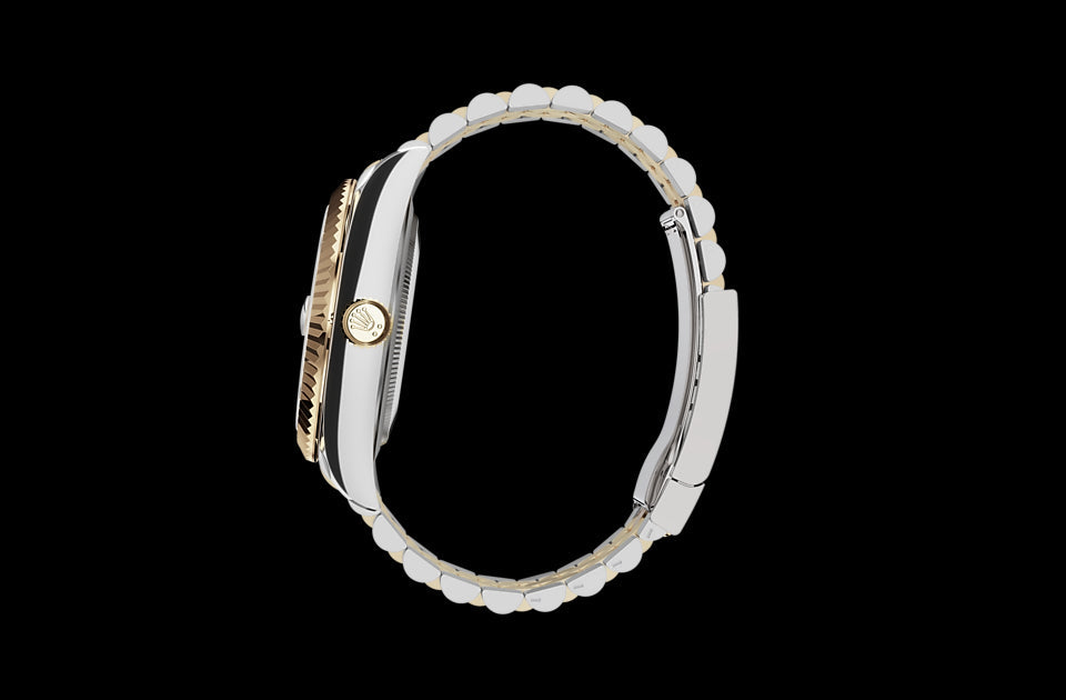 Black Dial Watch - Gold-42MM