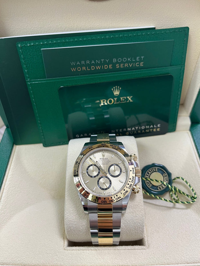Gold dial - Gold strap - 40MM