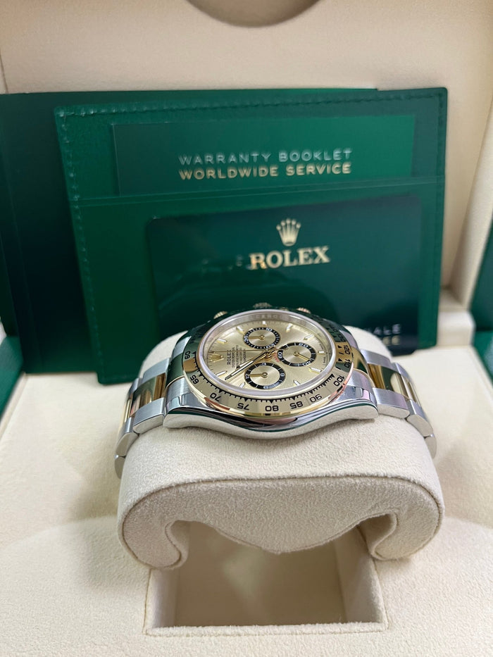 Gold dial - Gold strap - 40MM