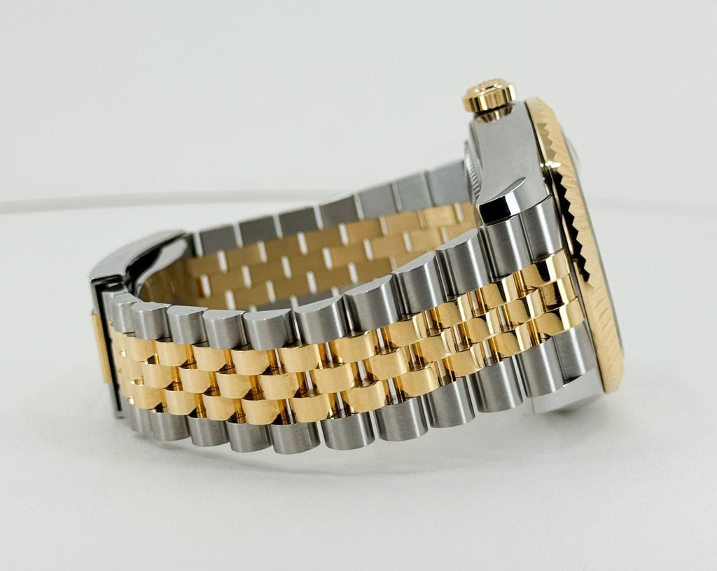 Champagne Dial Watch - Gold-42MM