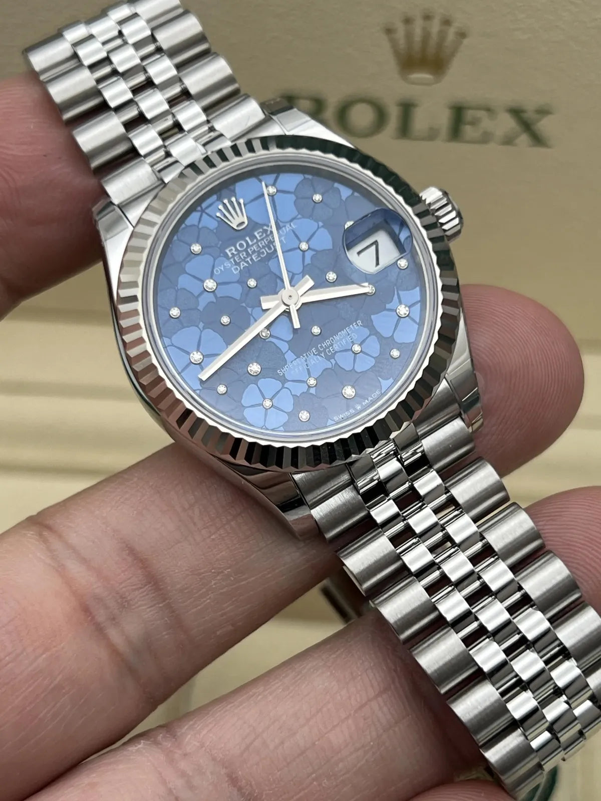 Sky blue dial watch -Silver-31MM