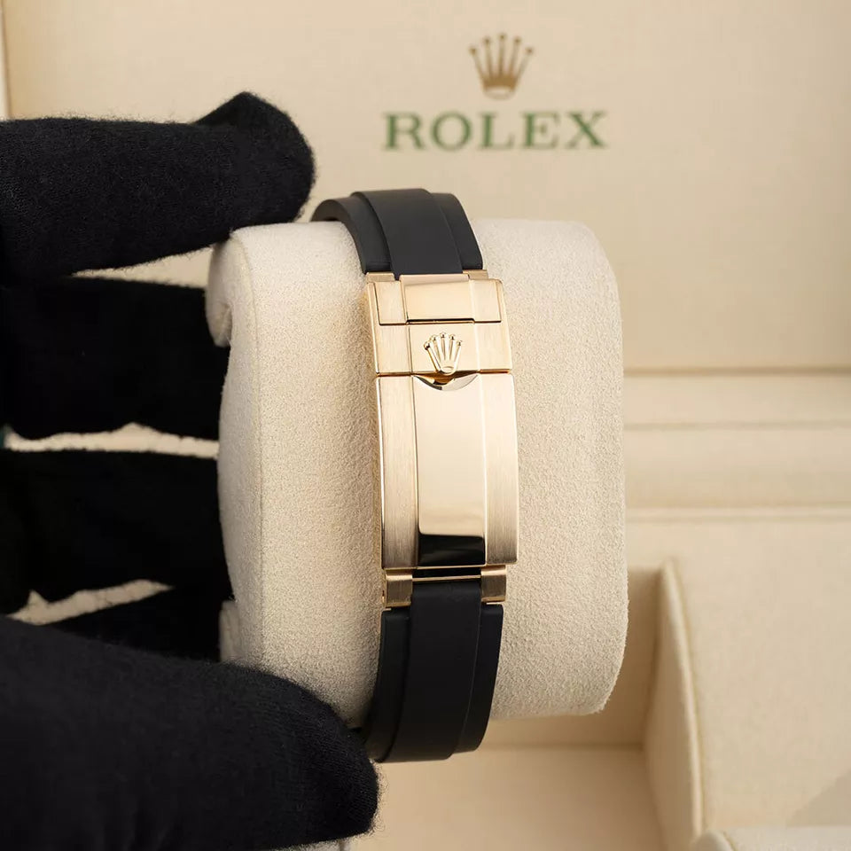 Black dial - Black strap - 40MM