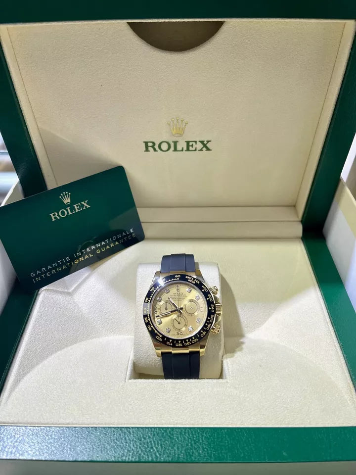 Gold dial - Black strap - 40MM