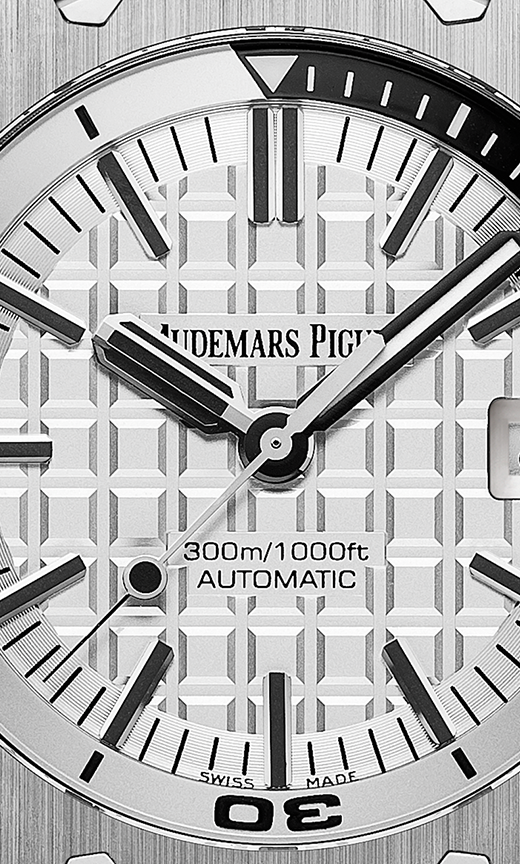 Black strap - Titanium silver dial - Watch - 42mm