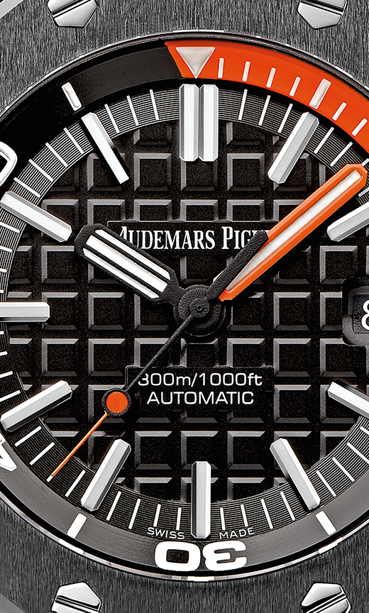 Black strap - Titanium black dial - Watch - 42mm
