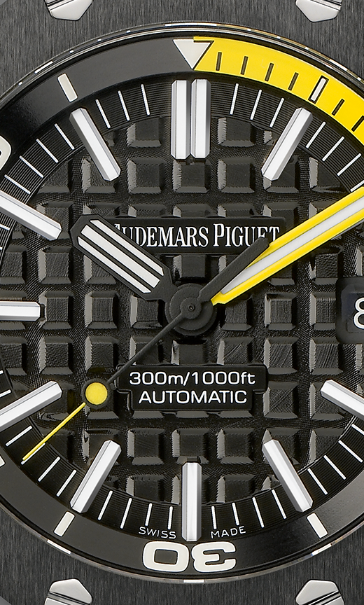 Black strap - Titanium black dial - Watch - 42mm